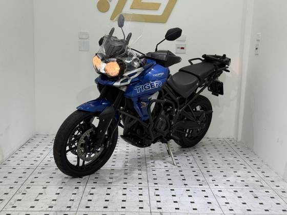 TRIUMPH TIGER 800 XRX TRIUMPH TIGER 800 XRX